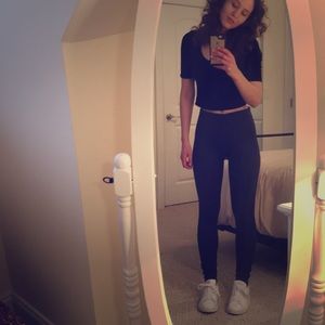 Fabletics leggings! 😍 brand-new